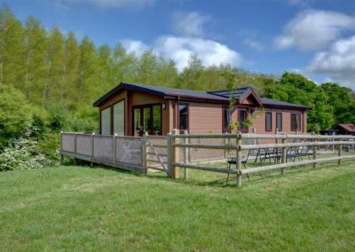 Cackle Hill Lakes Fishing Lodges, Biddenden, Kent.